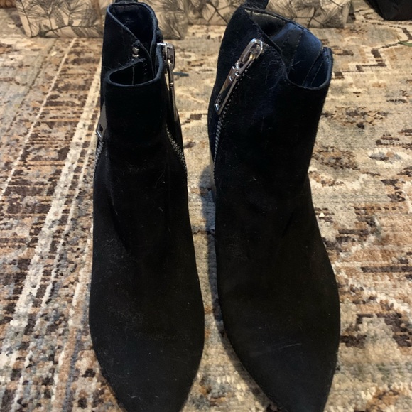 Dolce Vita booties - Picture 2 of 6